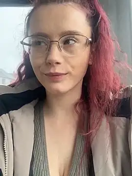 Snapshot of raen001 chatting on March 2026 03:05:02 PM raen001 online show from March 2026 03:05:02 PM