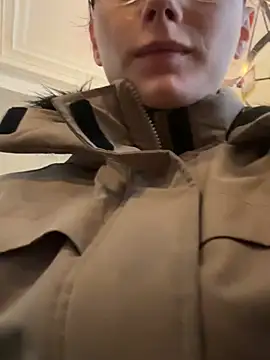 Snapshot of raen001 chatting on March 2026 09:24:01 AM raen001 online show from March 2026 09:24:01 AM