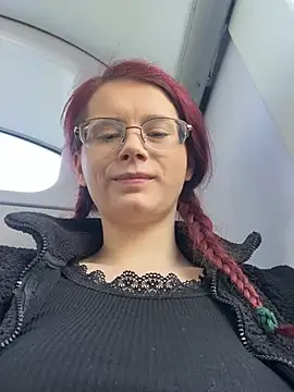 Snapshot of raen001 chatting on March 2026 09:03:02 AM raen001 online show from March 2026 09:03:02 AM