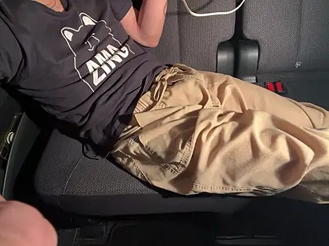 Snapshot of CAMEL1913 chatting on September 2025 04:40:02 PM CAMEL1913 online show from September 2025 04:40:02 PM