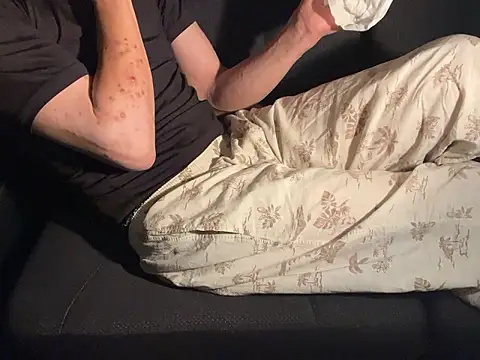 Snapshot of CAMEL1913 chatting on September 2025 05:47:02 PM CAMEL1913 online show from September 2025 05:47:02 PM