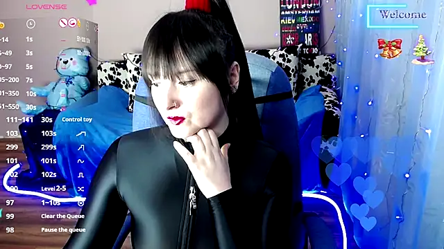 Snapshot of MilaRay chatting on January 2025 02:00:02 PM MilaRay online show from January 2025 02:00:02 PM