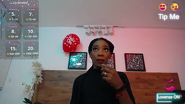 Snapshot of AlexandraCambell chatting on September 2025 09:04:01 PM AlexandraCambell online show from September 2025 09:04:01 PM