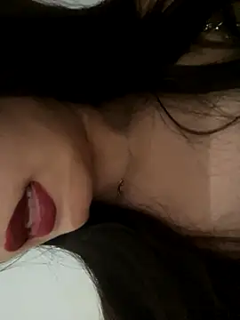 Snapshot of yaraline chatting on October 2025 08:42:01 PM yaraline online show from October 2025 08:42:01 PM