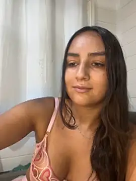 hannahhotwife online show from February 2026 07:21:01 PM