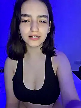 Snapshot of abrilour chatting on April 2026 12:57:02 AM abrilour online show from April 2026 12:57:02 AM