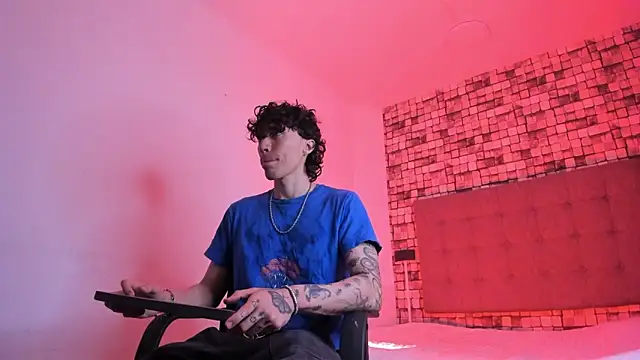 felix  star online show from September 2025 08:01:02 PM