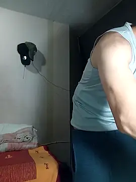 Blackaxes online show from December 2025 04:50:01 AM