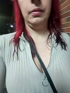 Snapshot of angel__red_ chatting on October 2025 03:31:01 AM angel red online show from October 2025 03:31:01 AM