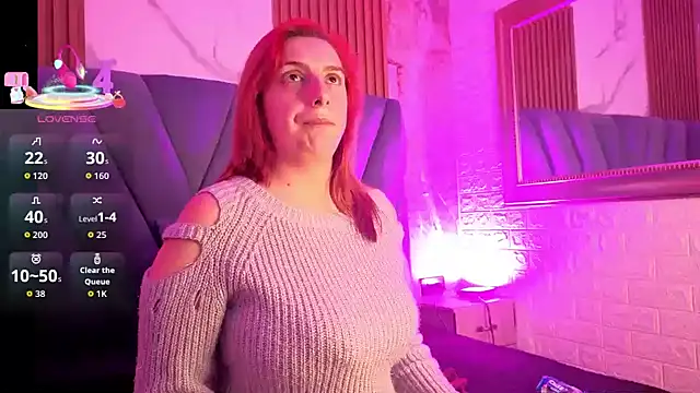 Snapshot of angel__red_ chatting on November 2025 11:14:02 PM angel red online show from November 2025 11:14:02 PM