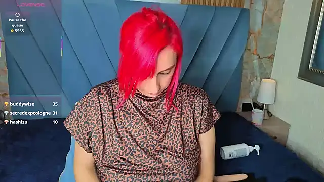 Snapshot of angel__red_ chatting on November 2025 01:37:02 PM angel red online show from November 2025 01:37:02 PM