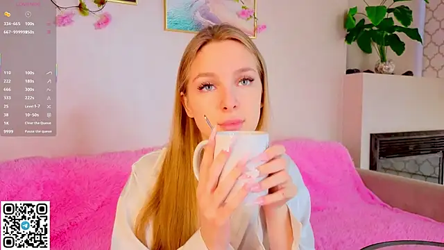 CindyGreen online show from October 2025 06:23:02 AM