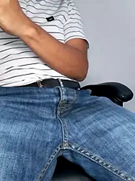 Bosssweet22cm online show from February 2026 12:28:01 AM