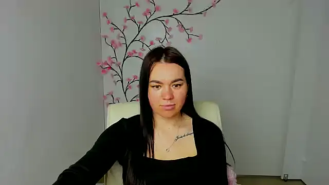 Lola Saymyname online show from March 2026 11:10:01 AM