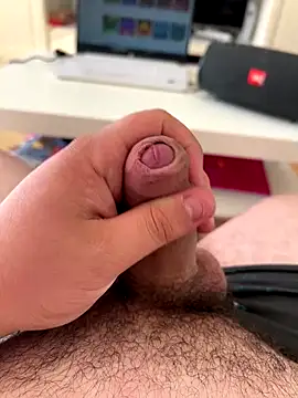 Calineta online show from October 2025 01:23:01 PM