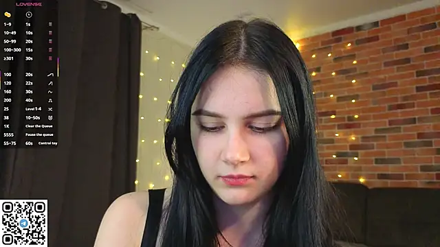 EnricaElis online show from December 2025 08:03:02 PM