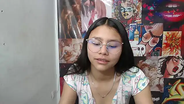 SofieLove 01 online show from October 2025 08:59:01 AM
