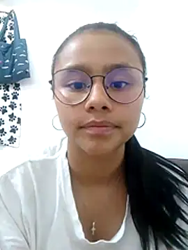 SofieLove 01 online show from March 2026 08:23:01 PM