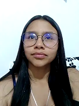 SofieLove 01 online show from April 2026 10:37:01 PM