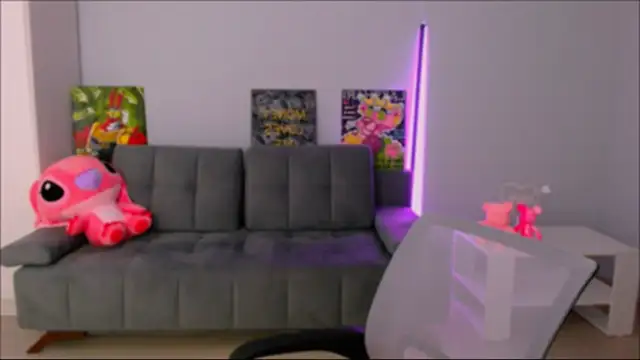 queenofthesense  online show from October 2025 04:08:02 PM