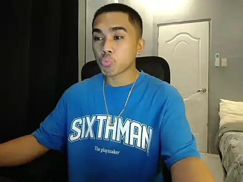 Snapshot of pinoyAdrianneXXX chatting on October 2025 02:06:01 AM pinoyAdrianneXXX online show from October 2025 02:06:01 AM