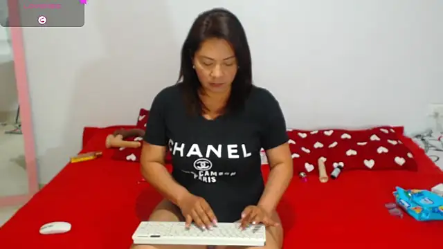 hiilarybrown online show from September 2025 03:08:01 AM