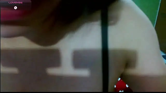 hiilarybrown online show from May 2026 11:13:01 PM