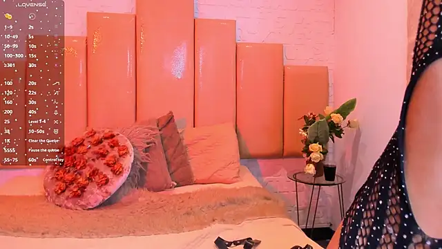 salem rose online show from November 2025 08:08:02 PM