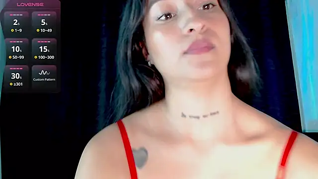 EVAH LEE  online show from November 2025 03:09:02 AM