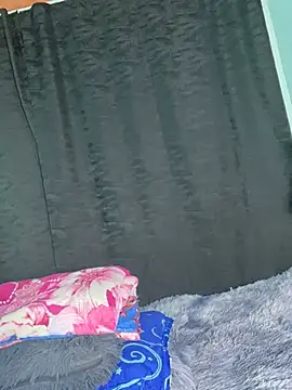 EVAH LEE  online show from April 2026 01:49:02 AM