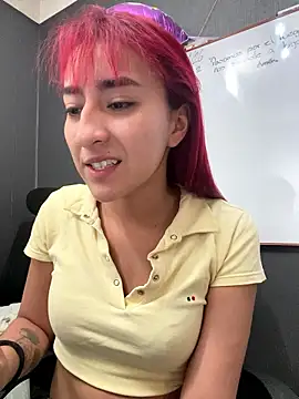 Snapshot of JuliethaDemon_ chatting on January 2026 01:04:01 PM JuliethaDemon online show from January 2026 01:04:01 PM