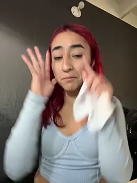 Snapshot of JuliethaDemon_ chatting on February 2026 01:40:01 PM JuliethaDemon online show from February 2026 01:40:01 PM