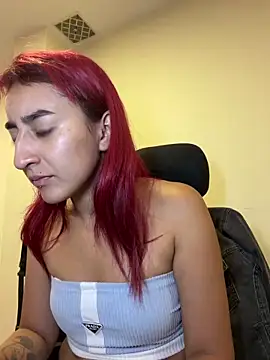 Snapshot of JuliethaDemon_ chatting on April 2026 01:23:01 PM JuliethaDemon online show from April 2026 01:23:01 PM