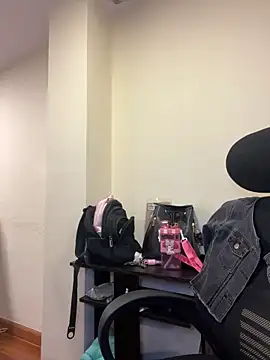 Snapshot of JuliethaDemon_ chatting on April 2026 02:00:02 PM JuliethaDemon online show from April 2026 02:00:02 PM