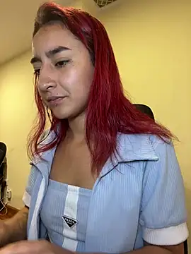 Snapshot of JuliethaDemon_ chatting on April 2026 01:39:01 PM JuliethaDemon online show from April 2026 01:39:01 PM