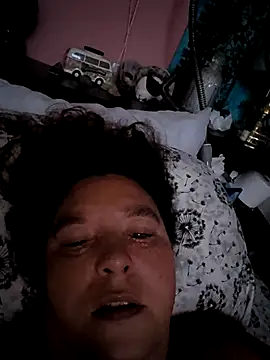 Snapshot of lil-gemini-hippy chatting on October 2025 03:55:02 PM lil-gemini-hippy online show from October 2025 03:55:02 PM