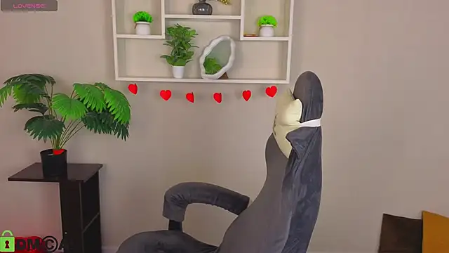 Miche1le Allenne online show from February 2026 01:10:02 AM