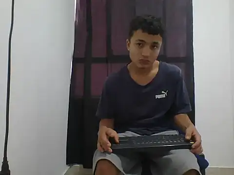 Snapshot of yissus_20_ chatting on October 2025 02:51:02 PM yissus 20 online show from October 2025 02:51:02 PM