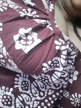 Snapshot of your-cute-baby chatting on November 2025 06:28:02 PM your-cute-baby online show from November 2025 06:28:02 PM