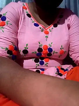 ANNA HOT111 online show from October 2025 04:30:01 PM