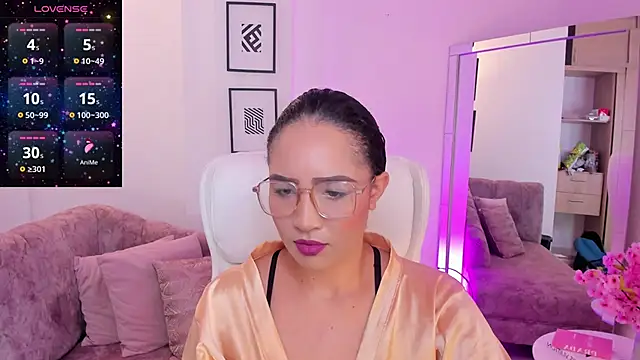 Sharon breezee online show from November 2025 04:12:01 AM