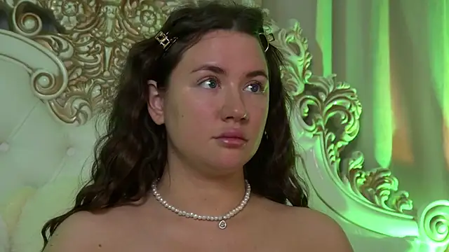 MeganStrain online show from January 2026 03:23:01 AM