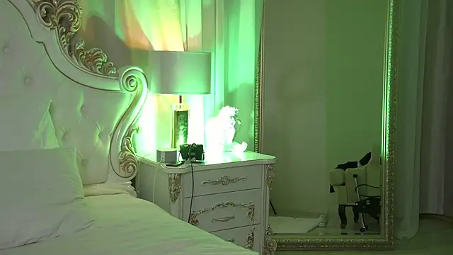 MeganStrain online show from February 2026 03:21:02 AM