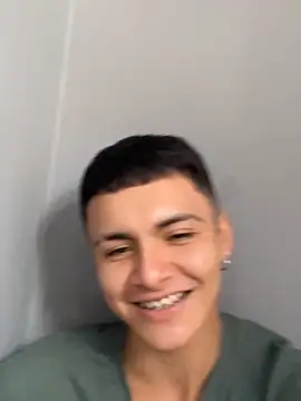 Snapshot of Leo_santoro chatting on September 2025 01:27:02 PM Leo santoro online show from September 2025 01:27:02 PM