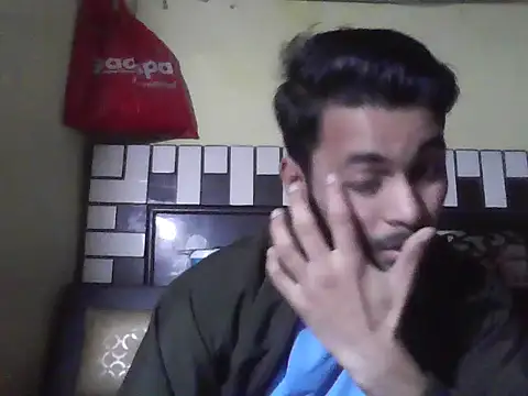 ursdreamperson online show from December 2025 03:55:02 AM