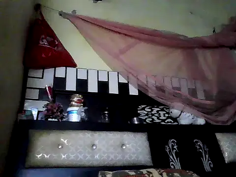 ursdreamperson online show from February 2026 04:11:02 PM