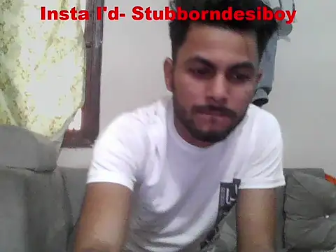 Snapshot of ursdreamperson chatting on April 2026 01:58:02 AM ursdreamperson online show from April 2026 01:58:02 AM