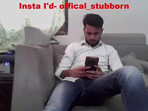 Snapshot of ursdreamperson chatting on April 2026 05:41:01 AM ursdreamperson online show from April 2026 05:41:01 AM