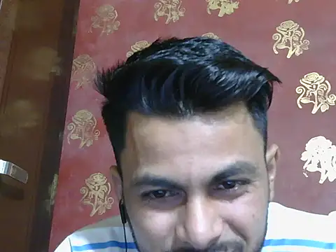 Snapshot of ursdreamperson chatting on April 2026 02:51:02 AM ursdreamperson online show from April 2026 02:51:02 AM