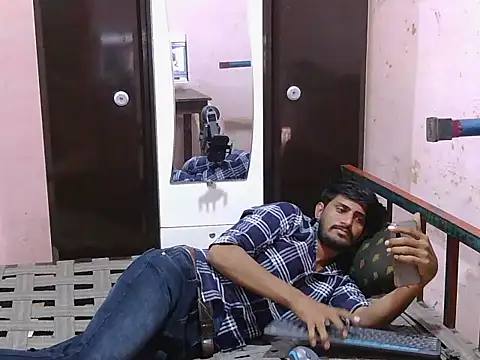 Snapshot of krishjaat43 chatting on October 2025 03:58:01 PM krishjaat43 online show from October 2025 03:58:01 PM